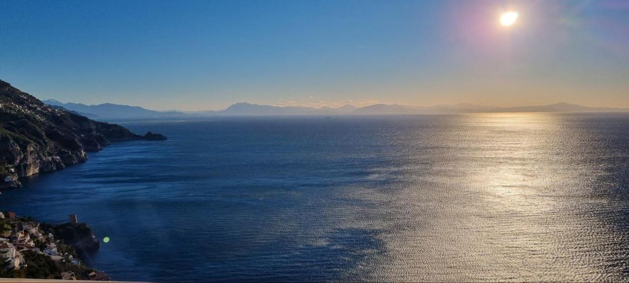 Casa Lux Lägenhet Praiano Exteriör bild